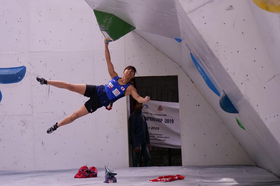 bouldering 